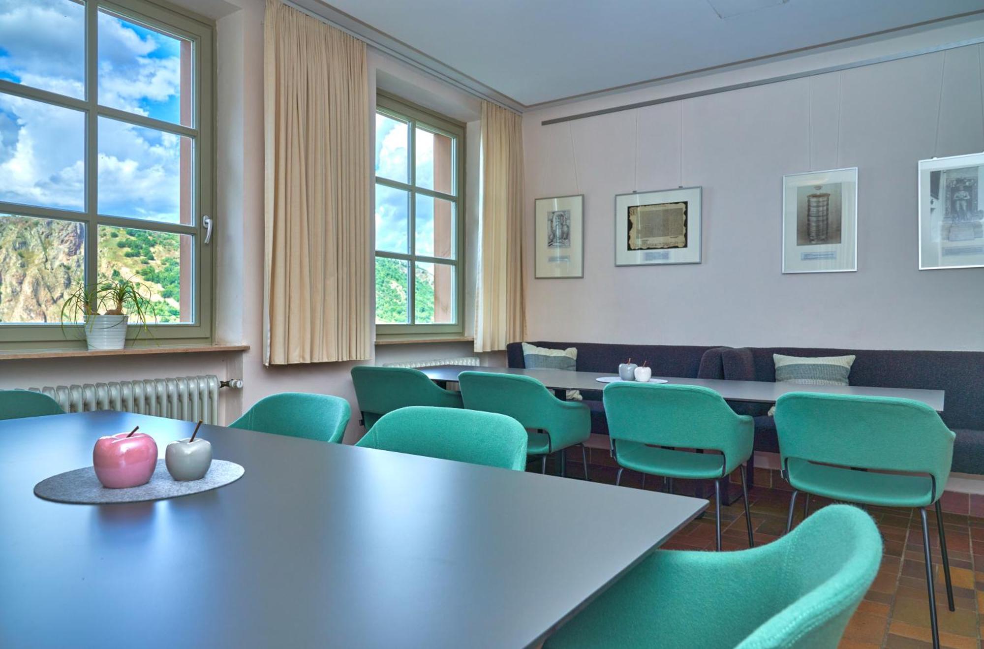 Ev.Familienferien-Und Bildungsstaette Ebernburg Hotel Bad Munster am Stein-Ebernburg Bagian luar foto
