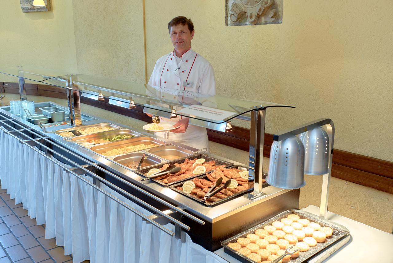 Ev.Familienferien-Und Bildungsstaette Ebernburg Hotel Bad Munster am Stein-Ebernburg Bagian luar foto