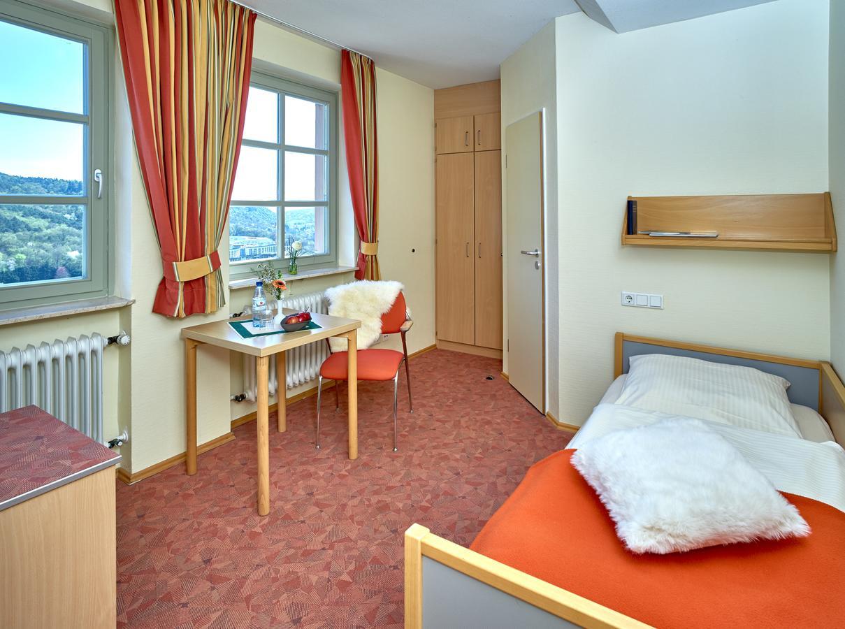 Ev.Familienferien-Und Bildungsstaette Ebernburg Hotel Bad Munster am Stein-Ebernburg Bagian luar foto