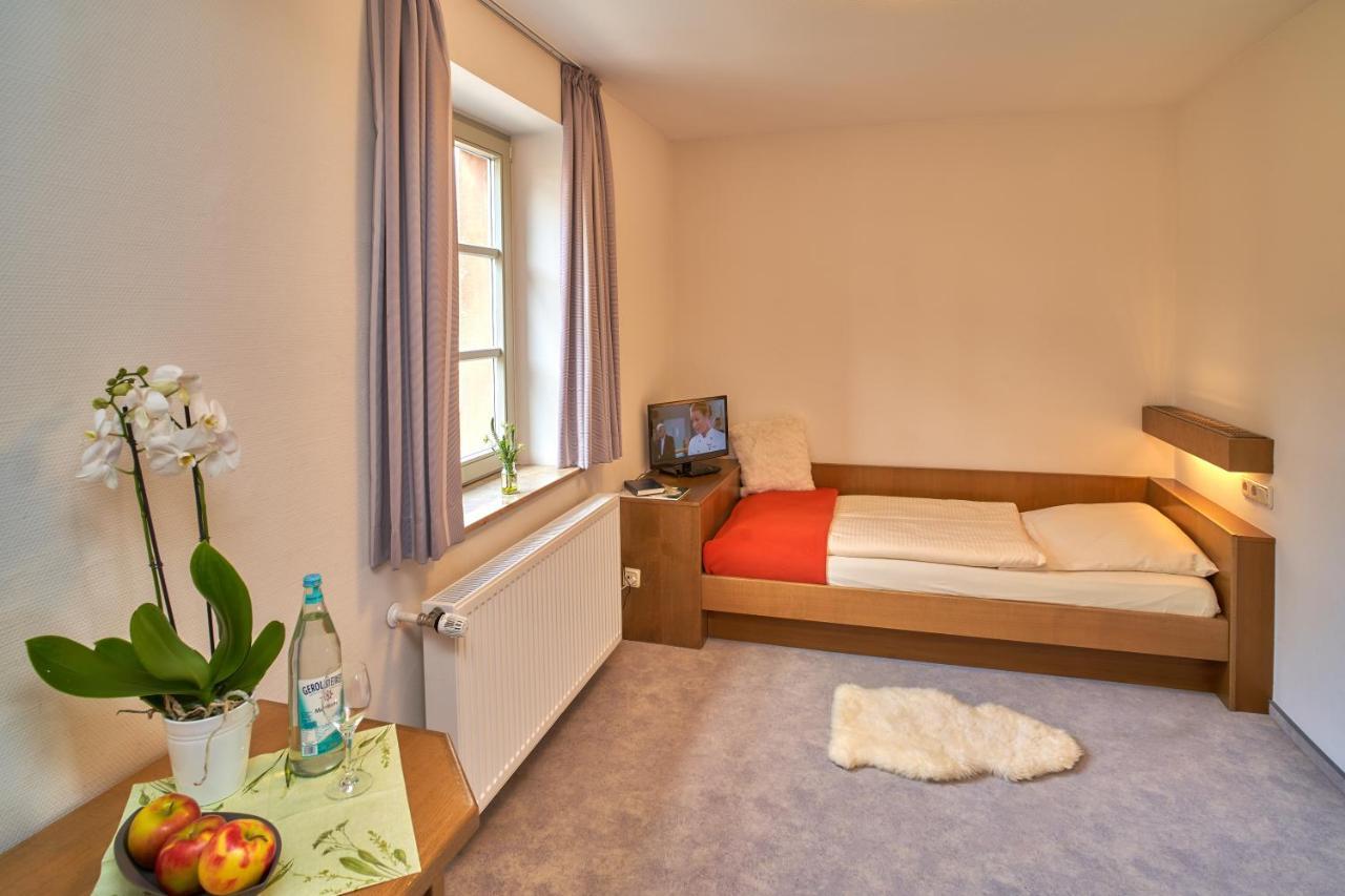 Ev.Familienferien-Und Bildungsstaette Ebernburg Hotel Bad Munster am Stein-Ebernburg Bagian luar foto